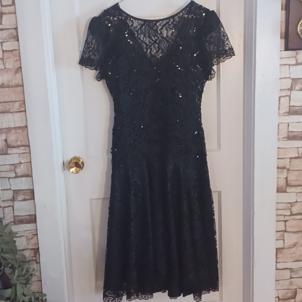 Hampton Nites Black lace dress women's size 8 holiday season dress drop …
